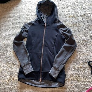 Lululemon like new zip up jacket size 4